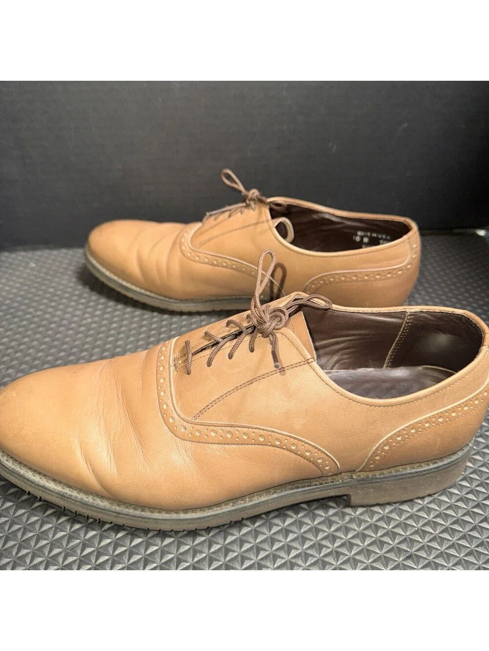 Vintage Dexter Men’s Dress Shoes 10M Tan Leather Cap Toe Oxford Vibram Sole USA